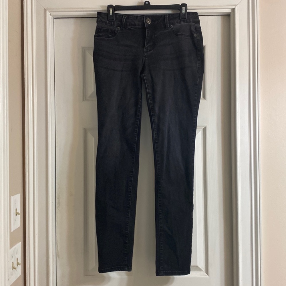 Black Maurice’s Jeans - M; Stretchable fabric; Tight around the ankles